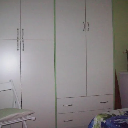 Alojamento de Acomodação e Pequeno-almoço Kazakova